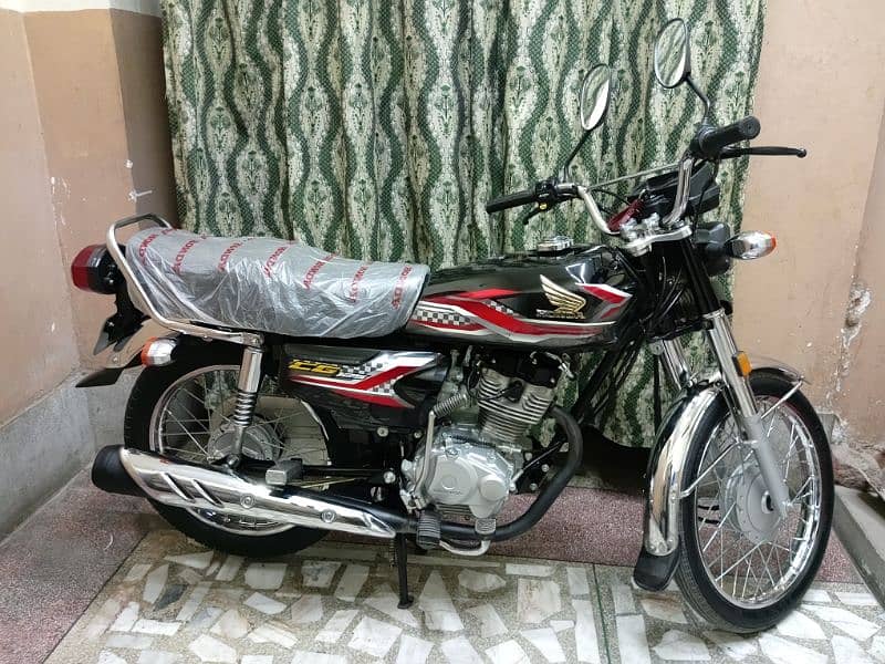 Honda CG 125 2024 Model Lush condition (0/3/2/1/8/5/2/0/0/5/6) 0