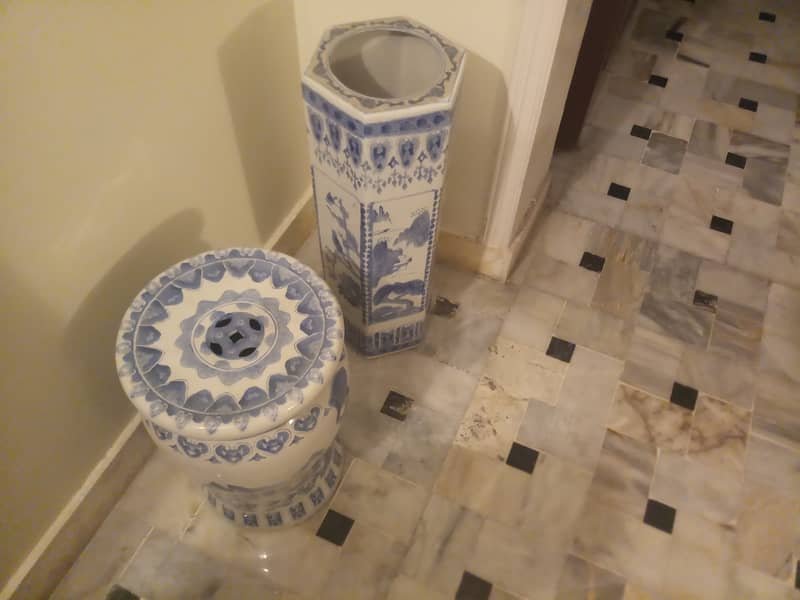 Chines porcelain garden stool and plant holder set 2