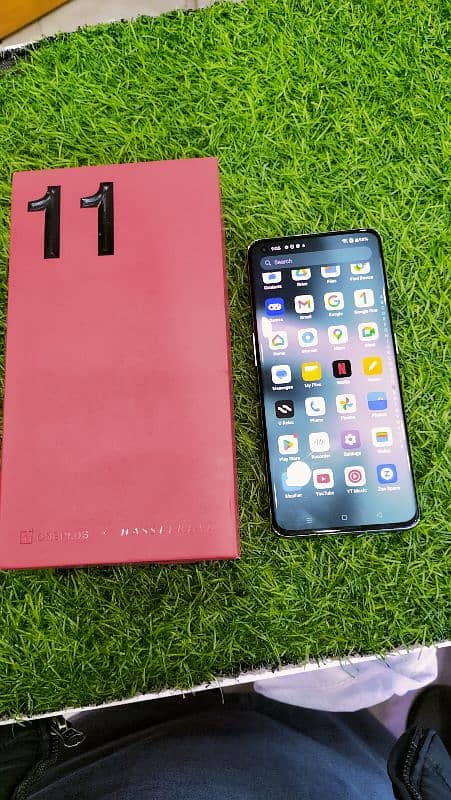 one plus 11 5G 16.512 GB 3