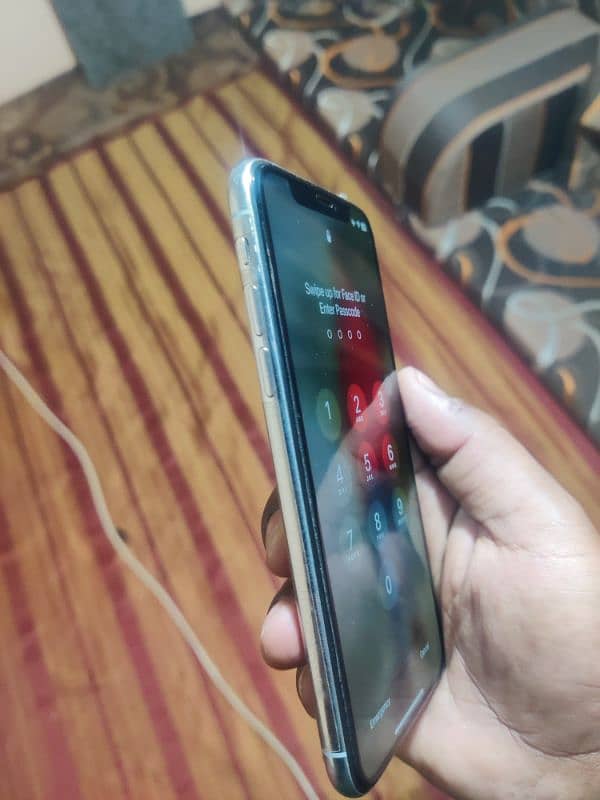 Iphone x non pta 64gb box sath ha 3