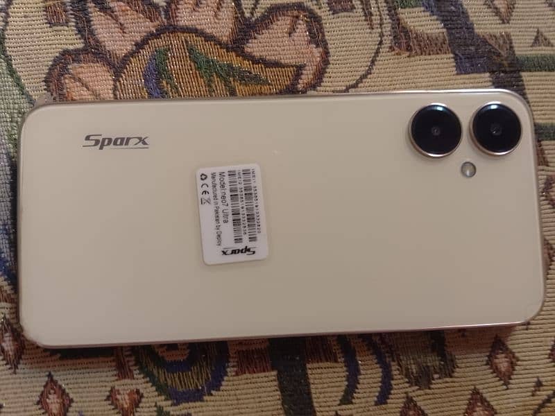 spark neo 7 ultra 8/128 moon light color 0