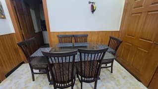 Dining Table urgent sale