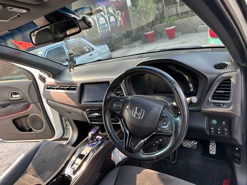 Honda Vezel 2016 4