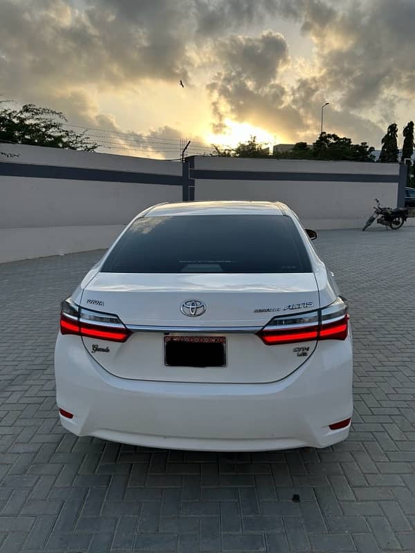 Toyota Altis Grande 2018 3