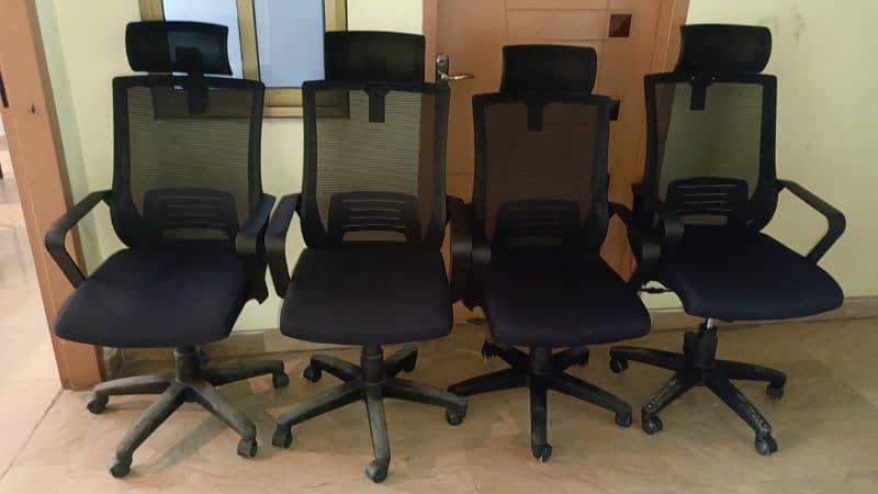 Used Office Executive Chairs (4 Pieces) 4