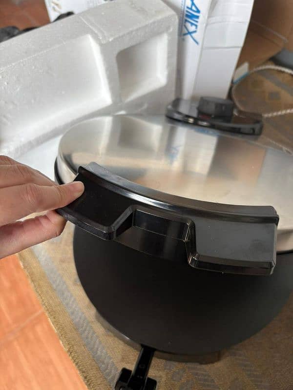 Anex Deluxe Roti Maker 4