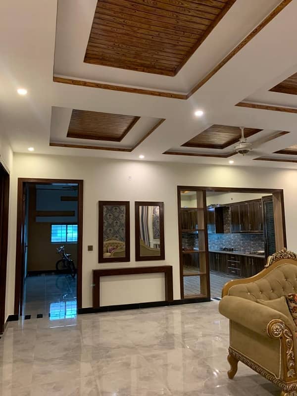 10 Marla 5 Bed Tile Floor Double Storey House In Wapda Town F-2 Block 3