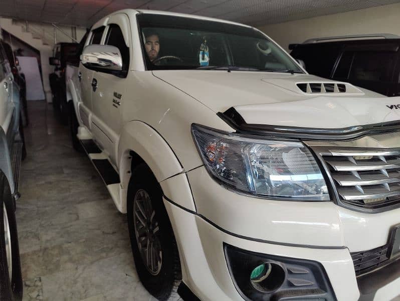 Vigo Champ thailand Toyota Hilux 2014 0