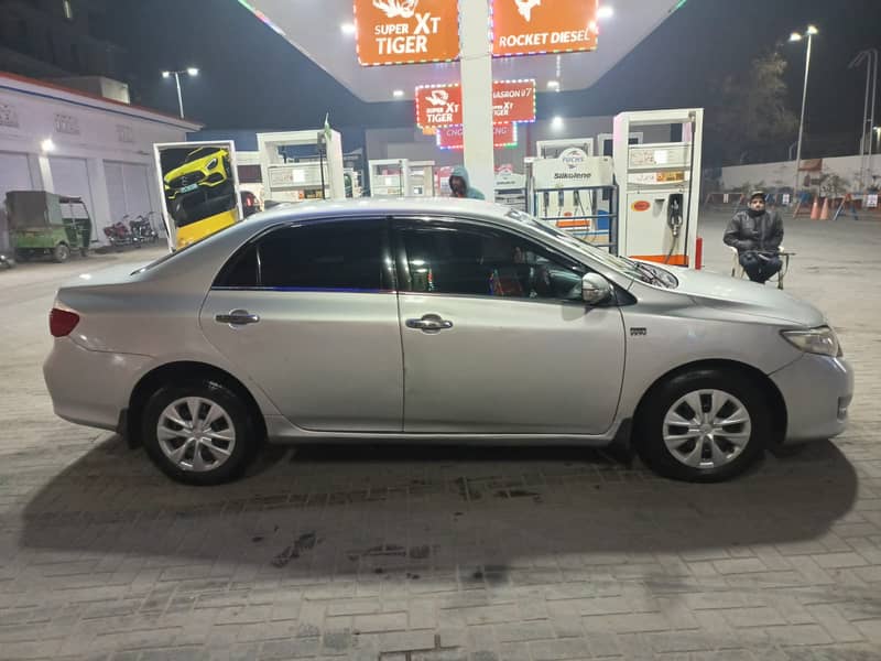 Toyota Corolla GLI 2009 2000 8