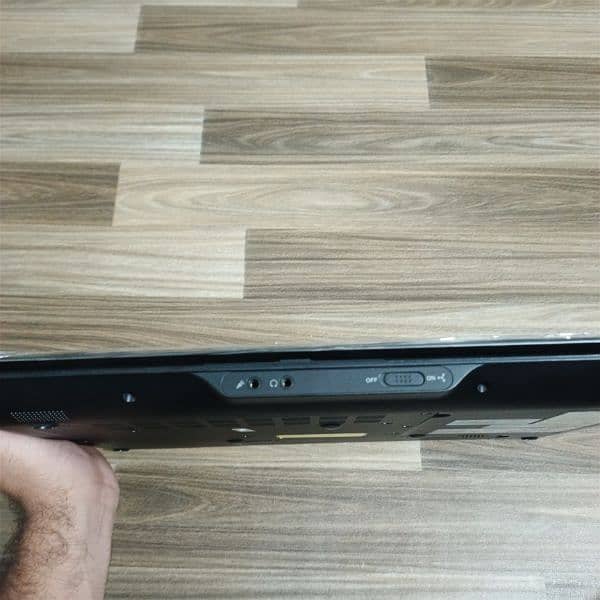 NEC LAPTOP 3