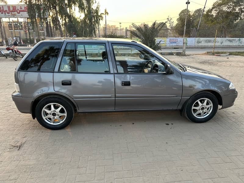 Suzuki Cultus Limited Edition 2016 / 17 4