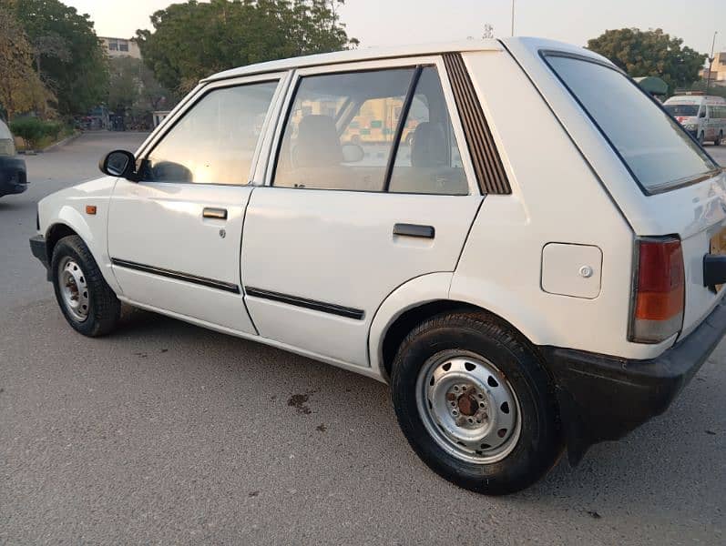 Daihatsu Charade 1986 2