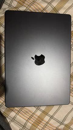 MacBook Pro M3 Pro