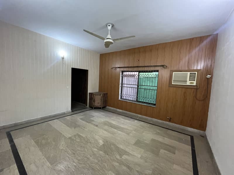 1 Kanal Double Unit House For Rent In Wapda Town. 8