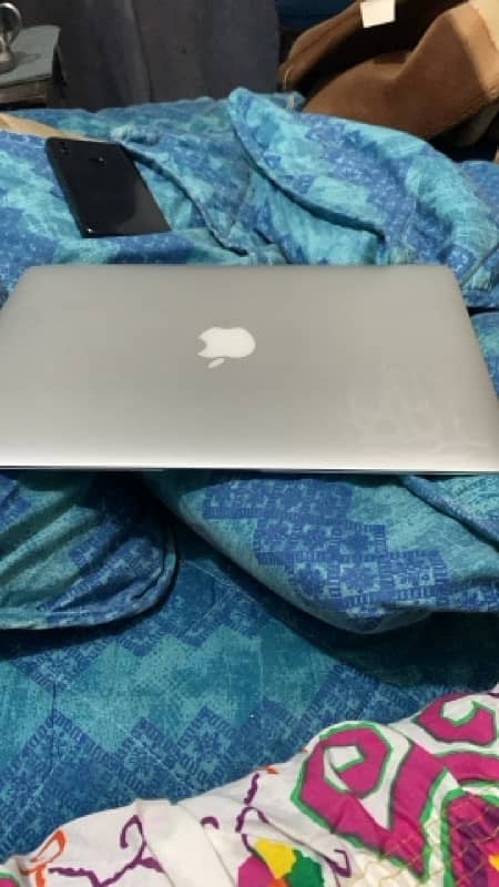 MacBook Air 2012 - 8GB RAM, 128GB SSD, 65W Charger, 1.5h Battery Bckup 3