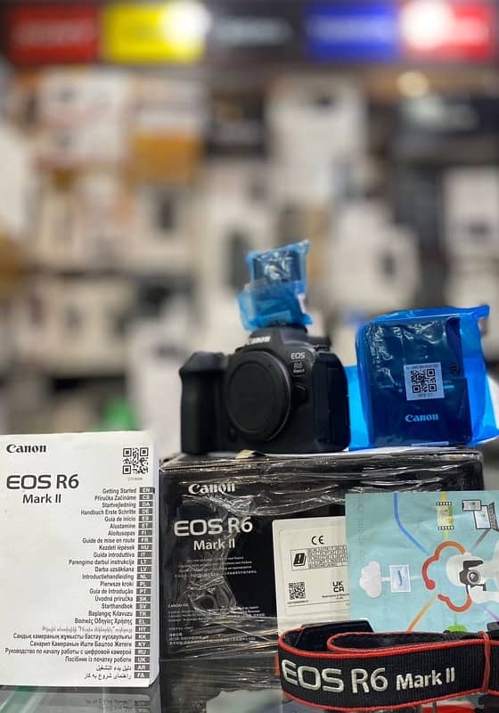 Canon EOS R6 Mark II Body only (Complete Box) 1