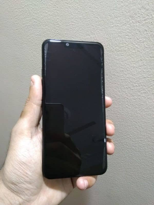 LG G8 Thinq 6GB 128GB Pta Approved PUBG beast 14