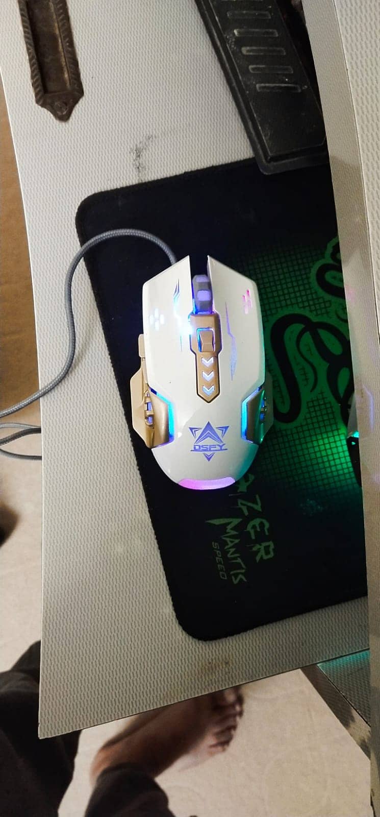 High-Performance Gaming Mouse 0