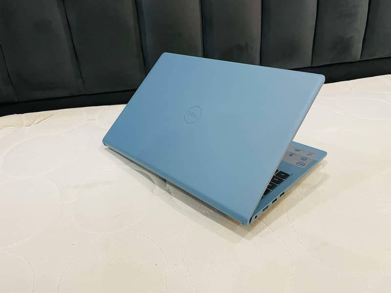 DELL 11th Gen C- i5 Like Brand New Condition Special Edition Colour. . 1