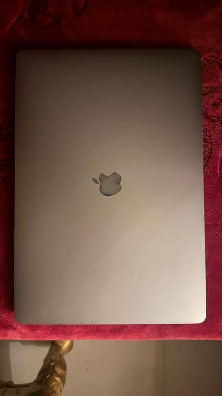 MacBook pro 2019 1tb 2