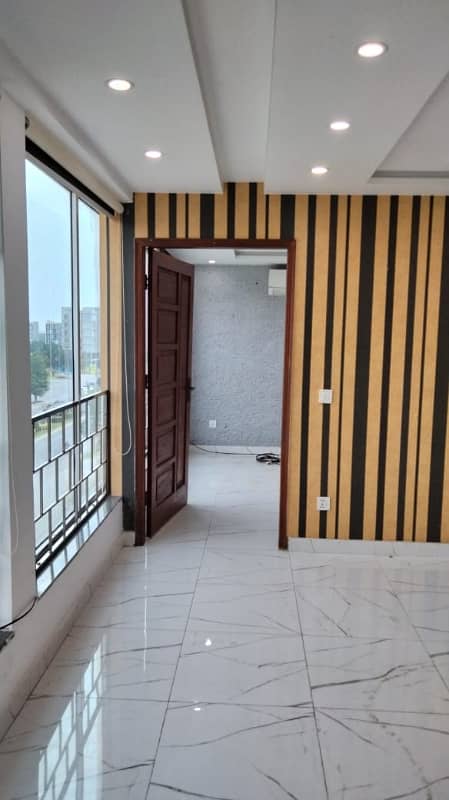 One Bedroom Luxury Semi Furnished Apartment For Rent 2