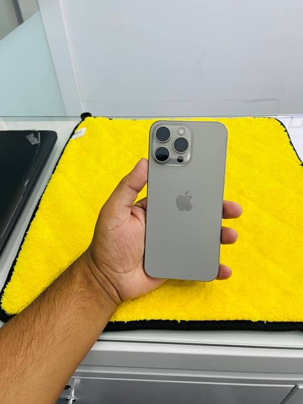 iPhone 15 Pro Max Non PTA 1