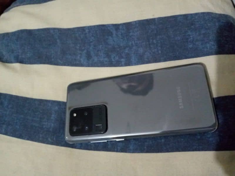 Samsung s20 Ultra with box 5G 6