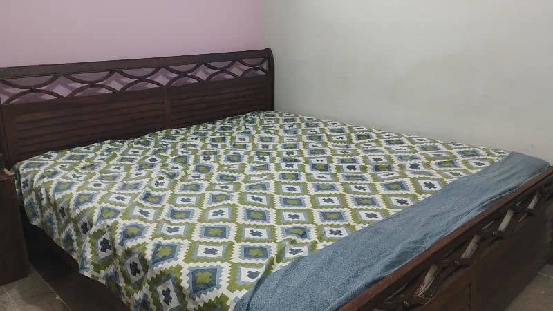 wood double bed 4