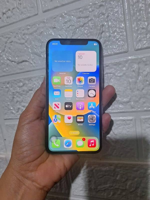 iphone x 64 gb PTA approved 1