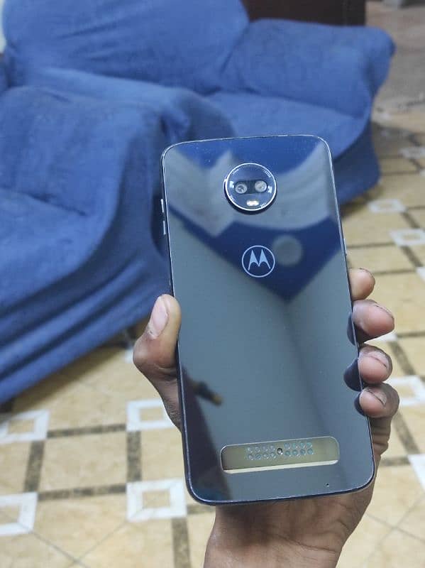 Moto Z3 2