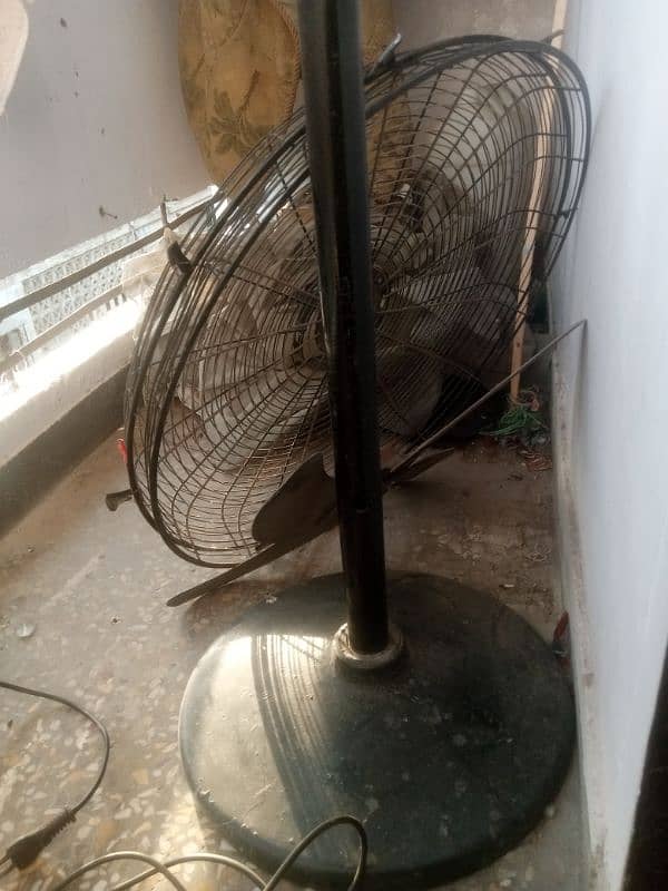 general stand fan hay jalgaya ha 1 year used 1