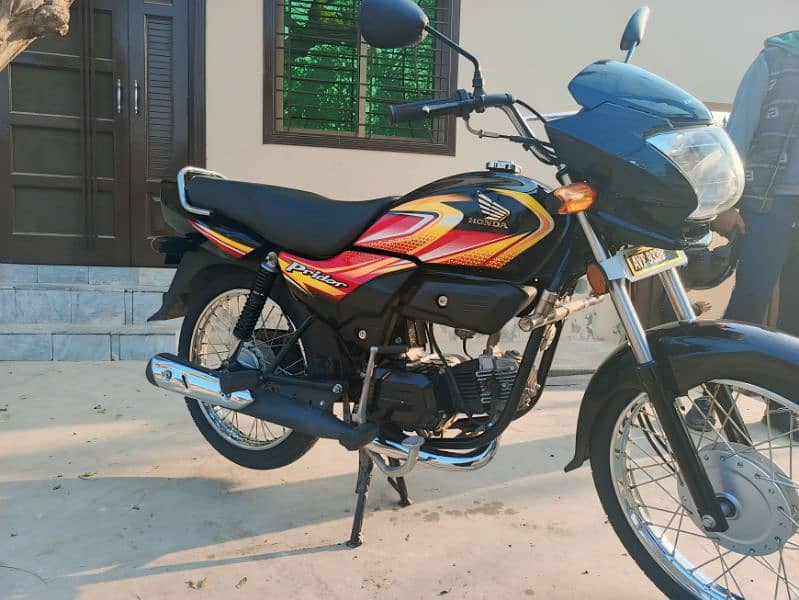 honda pridor 2024 Model Black colour 0