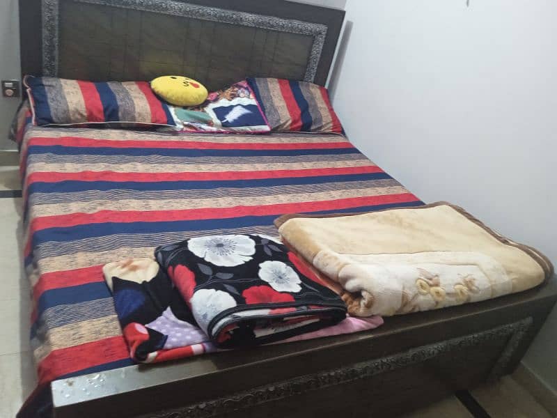 Double bed for sale 3