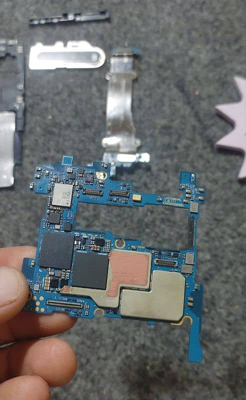 LG v60 thinq 5g . Motherboard and All parts available. 13