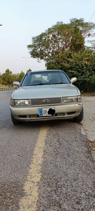 Nissan Sunny 1993 3