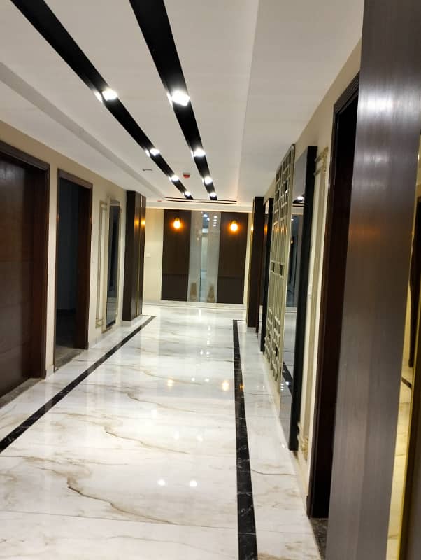 24-7 Operating New Office Tower Luxury Office For Rent At Prime Location Of Bahadurabad With All Modern Facilities 2