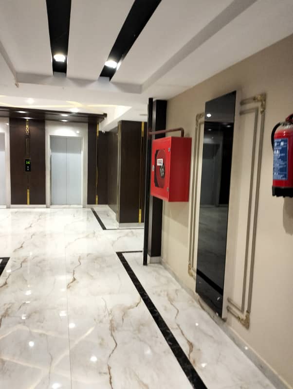 24-7 Operating New Office Tower Luxury Office For Rent At Prime Location Of Bahadurabad With All Modern Facilities 10