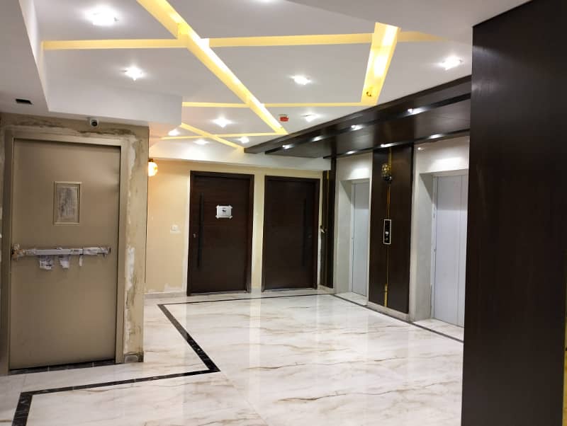 24-7 Operating New Office Tower Luxury Office For Rent At Prime Location Of Bahadurabad With All Modern Facilities 3