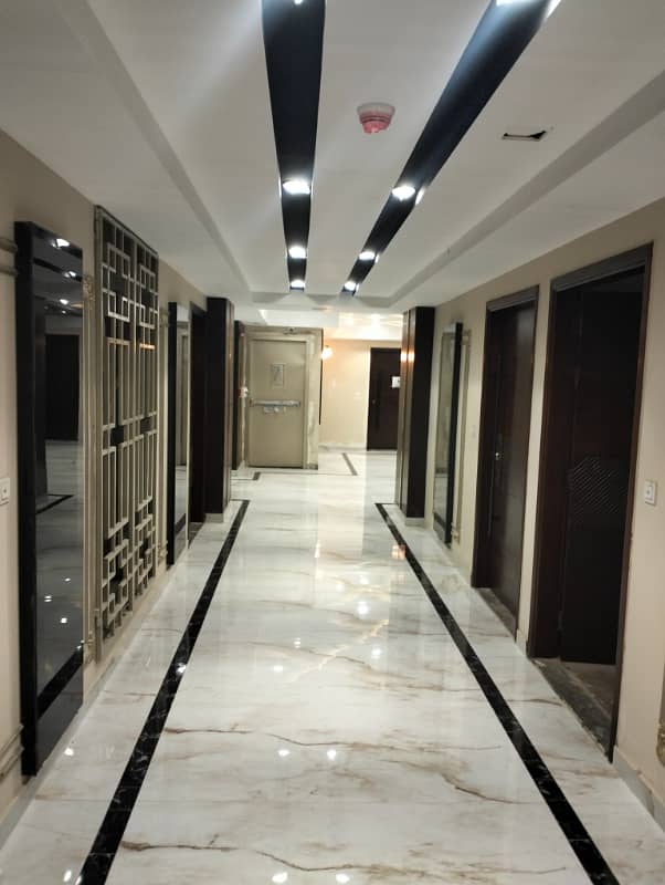 24-7 Operating New Office Tower Luxury Office For Rent At Prime Location Of Bahadurabad With All Modern Facilities 24