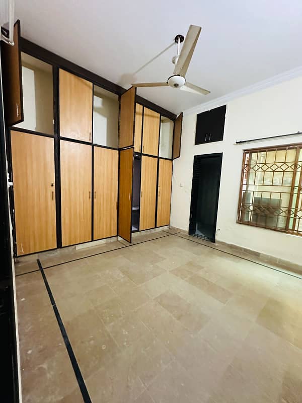 Prime Location 12 Marla House For sale In Gulraiz Housing Society Phase 2 Rawalpindi 2