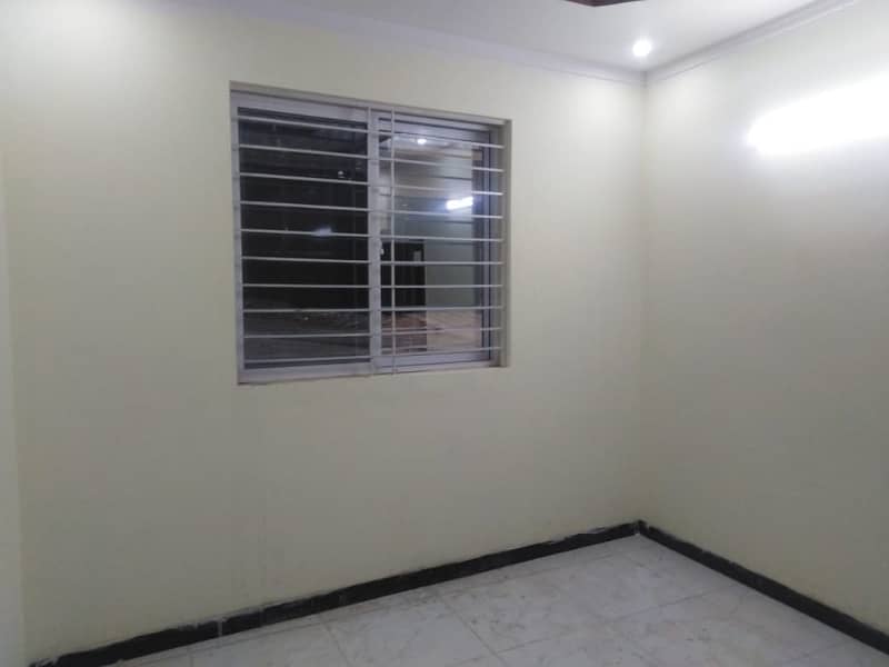 1000 Square Feet Flat In Gulraiz Housing Scheme For Rent At Good Location 2