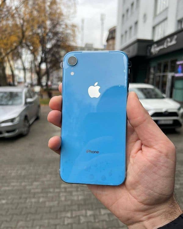 iPhone xr 64gb Pta approved  Urgent Sale 0