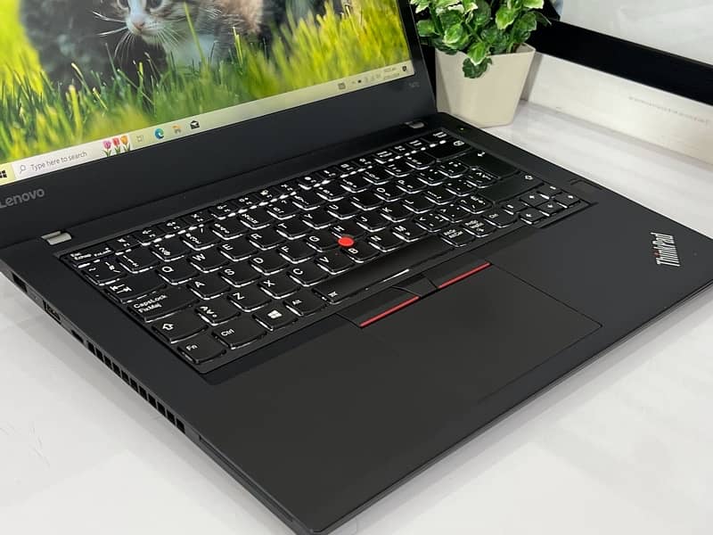 lenovo t470 core i7 6th gen -8gb ddr4 ram / 256gb ssd NVME 3