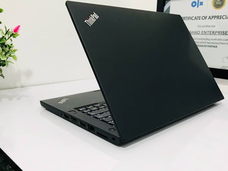 lenovo t470 core i7 6th gen -8gb ddr4 ram / 256gb ssd NVME 5