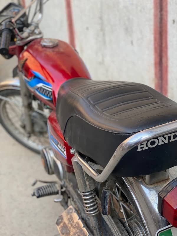 Honda 125 / 2014 Model / Smart Card 1