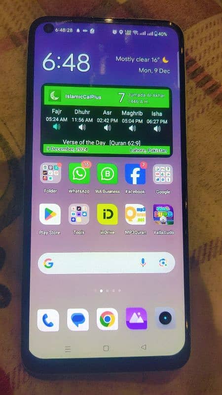 I am selling Realme 8 pro 8+8/128 4