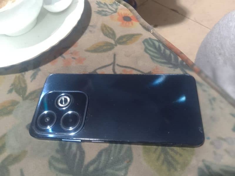 Infinix hot 40i 10/10 7