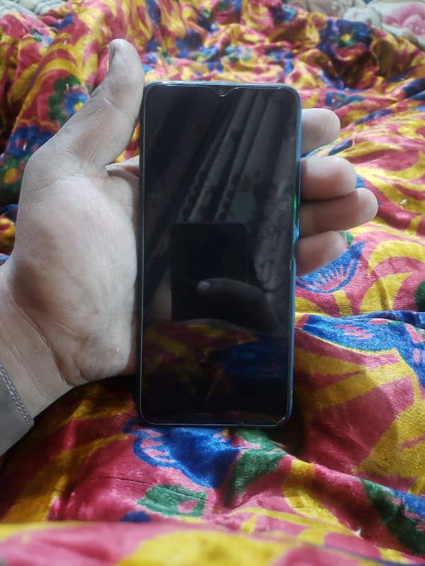 phone in New condition 2