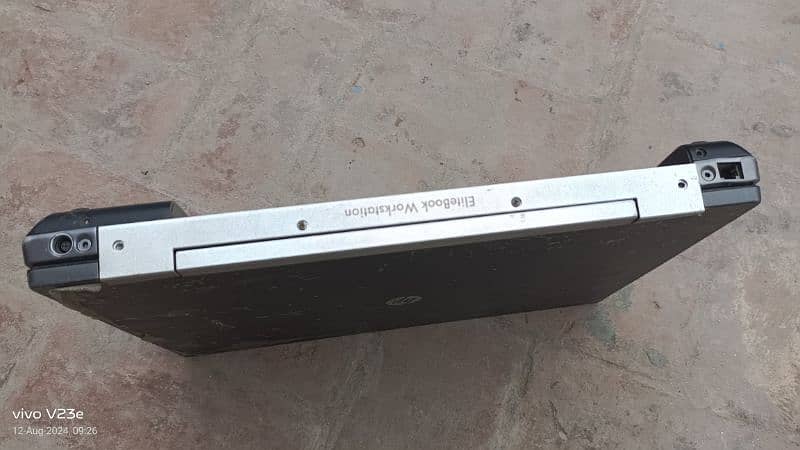 laptop HP i7 second generation 6 GB Ram 250 GB hard 0