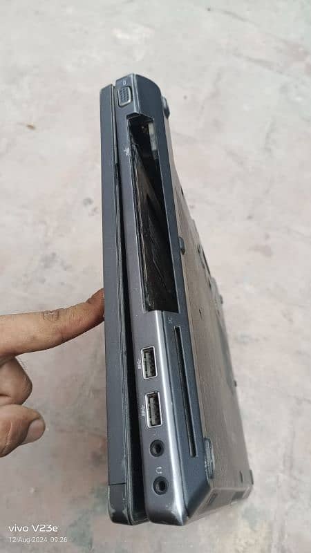 laptop HP i7 second generation 6 GB Ram 250 GB hard 4